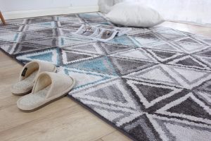Home Voorbeelden van verschillende soorten vloerbedekking in Hilversum: houten vloeren, laminaat, tapijt en tegels in diverse kleu