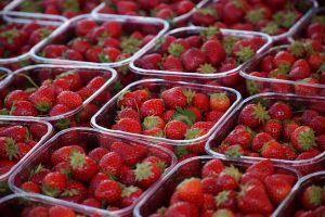 Home Bruisende sfeer op Rommelmarkt Venlo met kleurrijke kraampjes vol vintage en antieke spullen